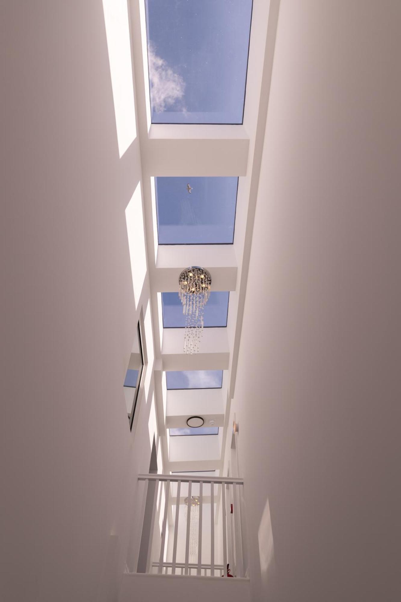 Atis The Park Inn Дувр Экстерьер фото